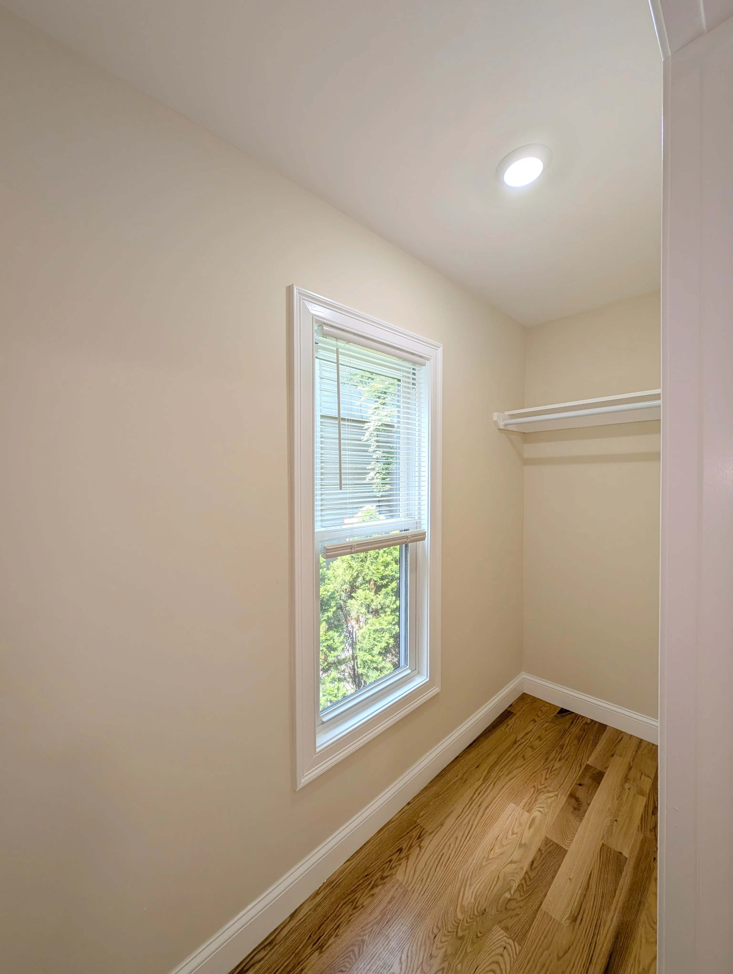 3 bed, 2 bath apartment for rent at 22 Holyoke Rd Unit 1, Spring Hill — photo 13 of 19