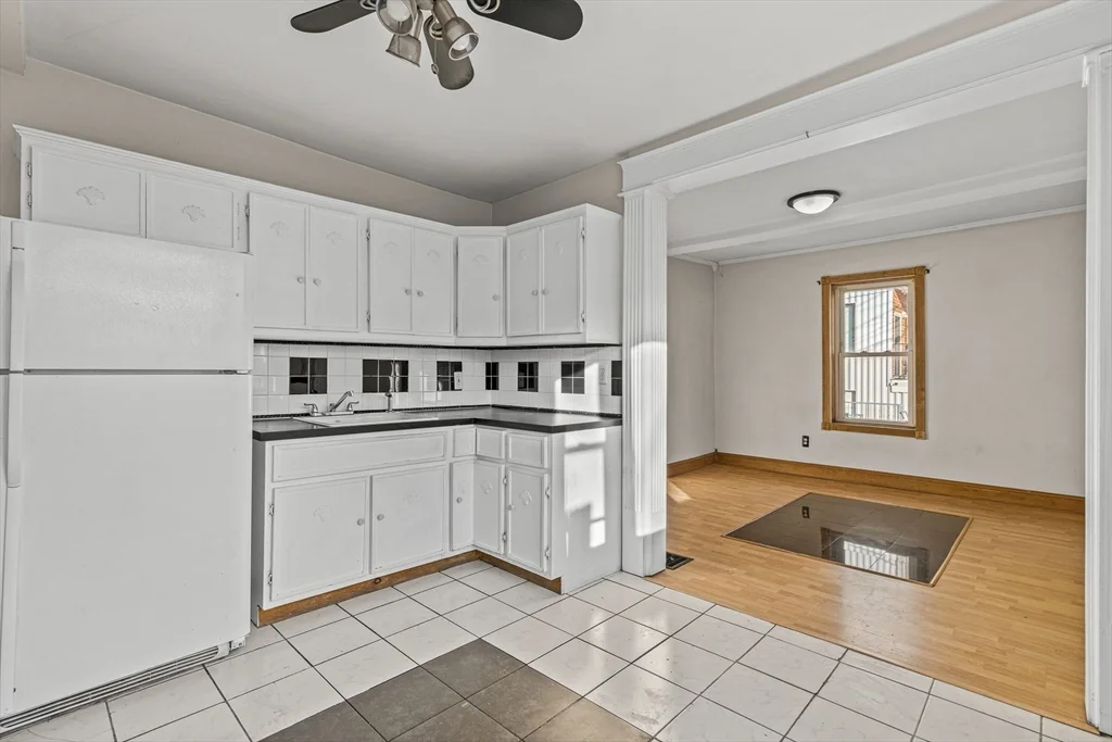 1 bed, 1 bath apartment for rent at 22 Horace St Unit 1, Somerville — photo 6 of 10