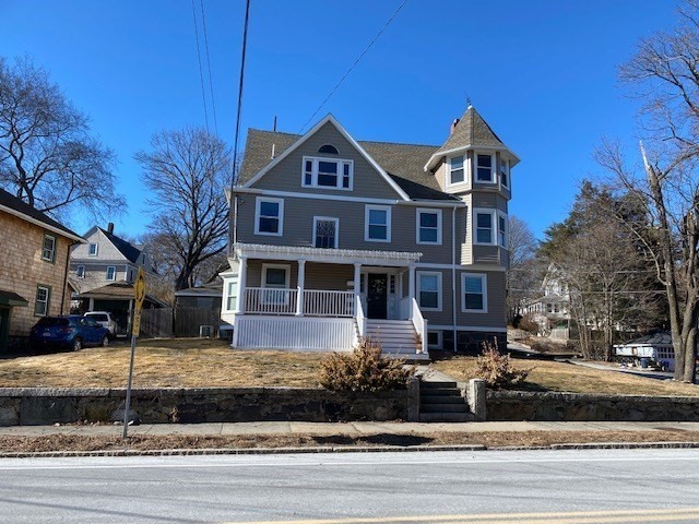 2 bed, 1 bath apartment for rent at 22 Howard St Unit 2 Right, Horace Mann — photo 1 of 15