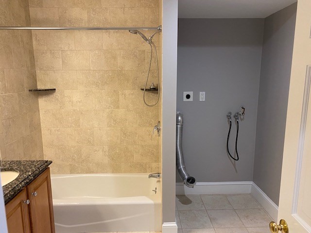 2 bed, 1 bath apartment for rent at 22 Howard St Unit 2 Right, Horace Mann — photo 8 of 15