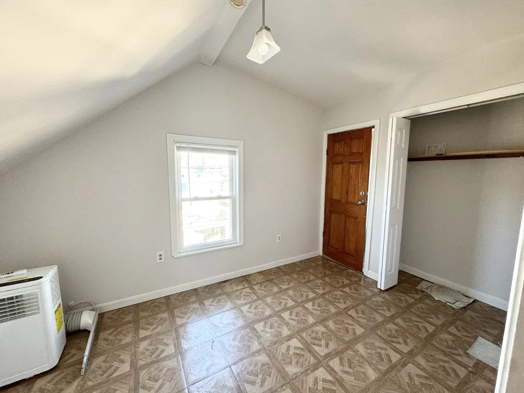 1 bed, 1 bath apartment for rent at 22 Humphreys St Unit 4, Dorchester — photo 3 of 7