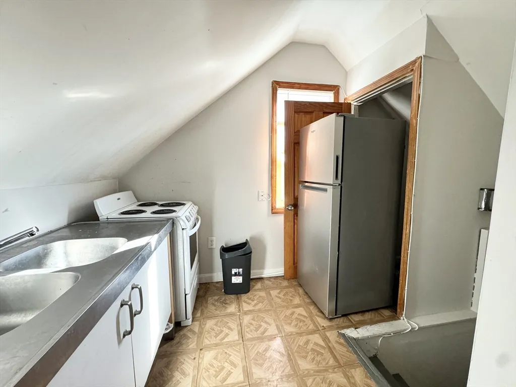 1 bed, 1 bath apartment for rent at 22 Humphreys St Unit 4, Dorchester — photo 1 of 7