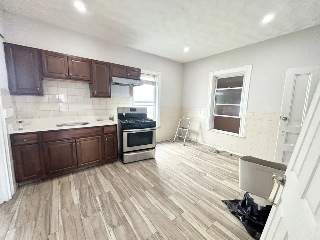 3 bed, 1 bath apartment for rent at 22 Humphreys Unit 3, Dorchester — photo 1 of 8