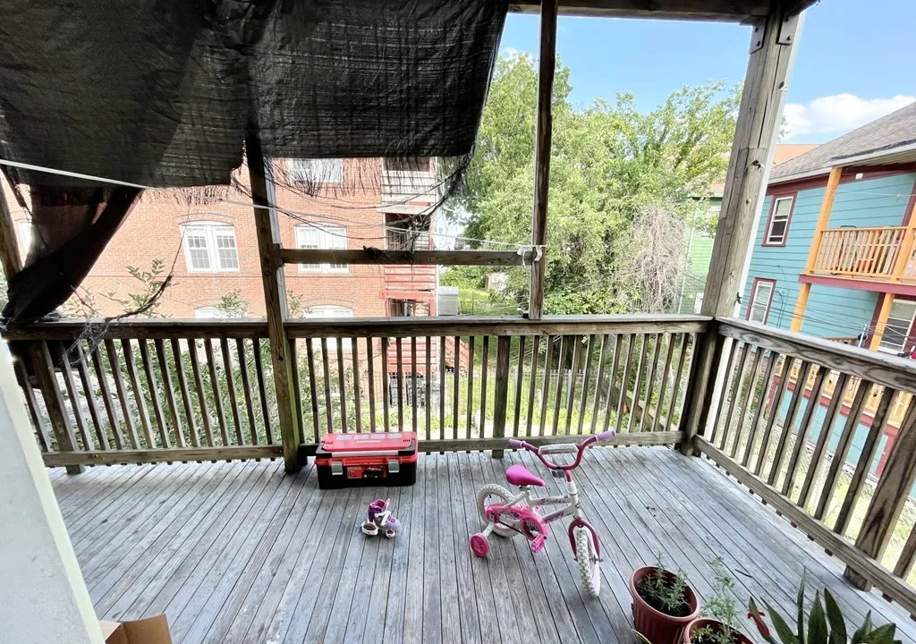 3 bed, 1 bath apartment for rent at 22 Humphreys Unit 3, Dorchester — photo 8 of 8
