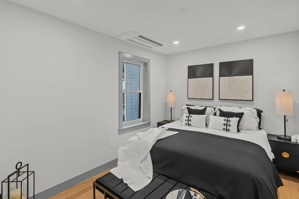 2 bed, 2 bath apartment for rent at 22 Hunting Unit 2, Cambridge — photo 9 of 14