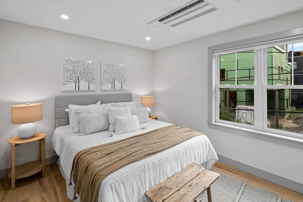 2 bed, 2 bath apartment for rent at 22 Hunting Unit 2, Cambridge — photo 6 of 14