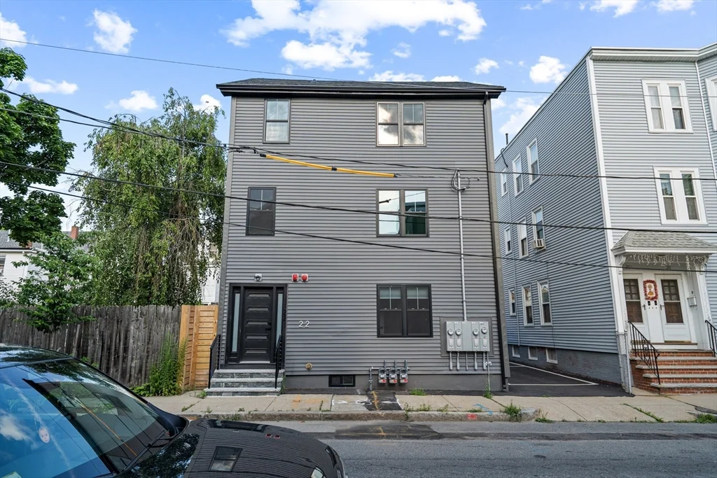2 bed, 2 bath apartment for rent at 22 Hunting Unit 2, Cambridge