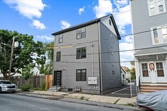 2 bed, 2 bath apartment for rent at 22 Hunting Unit 3, Wellington-Harrington — photo 2 of 13