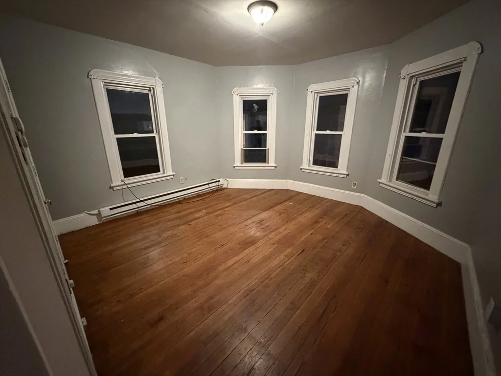 2 bed, 1 bath apartment for rent at 22 Intervale Unit 3R, Brockton — photo 5 of 9