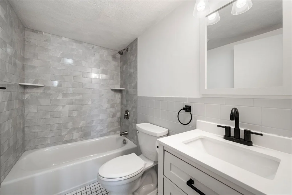 2 bed, 1 bath apartment for rent at 22 Irving St Unit 15, Glendale — photo 16 of 24
