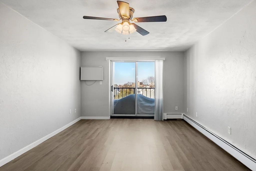 2 bed, 1 bath apartment for rent at 22 Irving St Unit 15, Glendale — photo 11 of 24