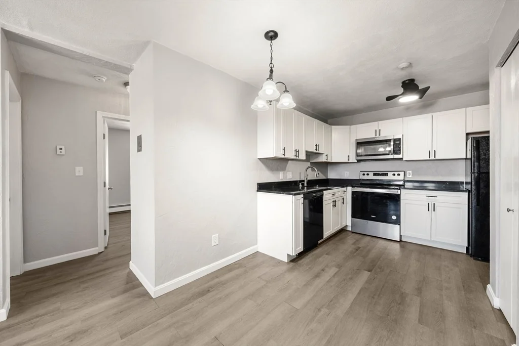 2 bed, 1 bath apartment for rent at 22 Irving St Unit 15, Glendale — photo 1 of 24