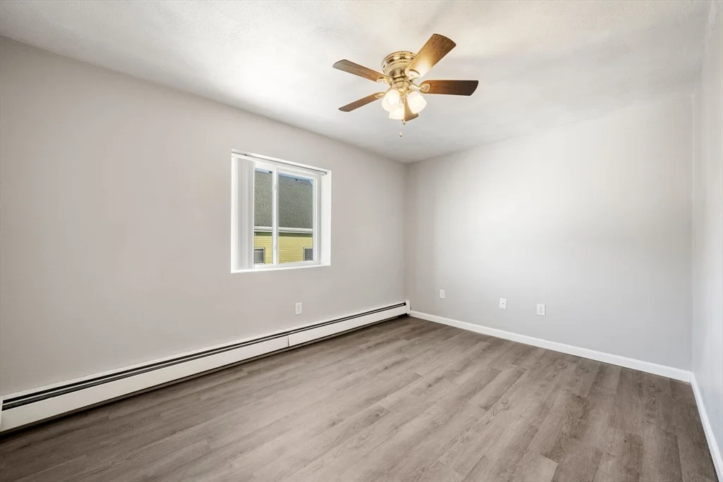 2 bed, 1 bath apartment for rent at 22 Irving St Unit 15, Glendale — photo 21 of 24