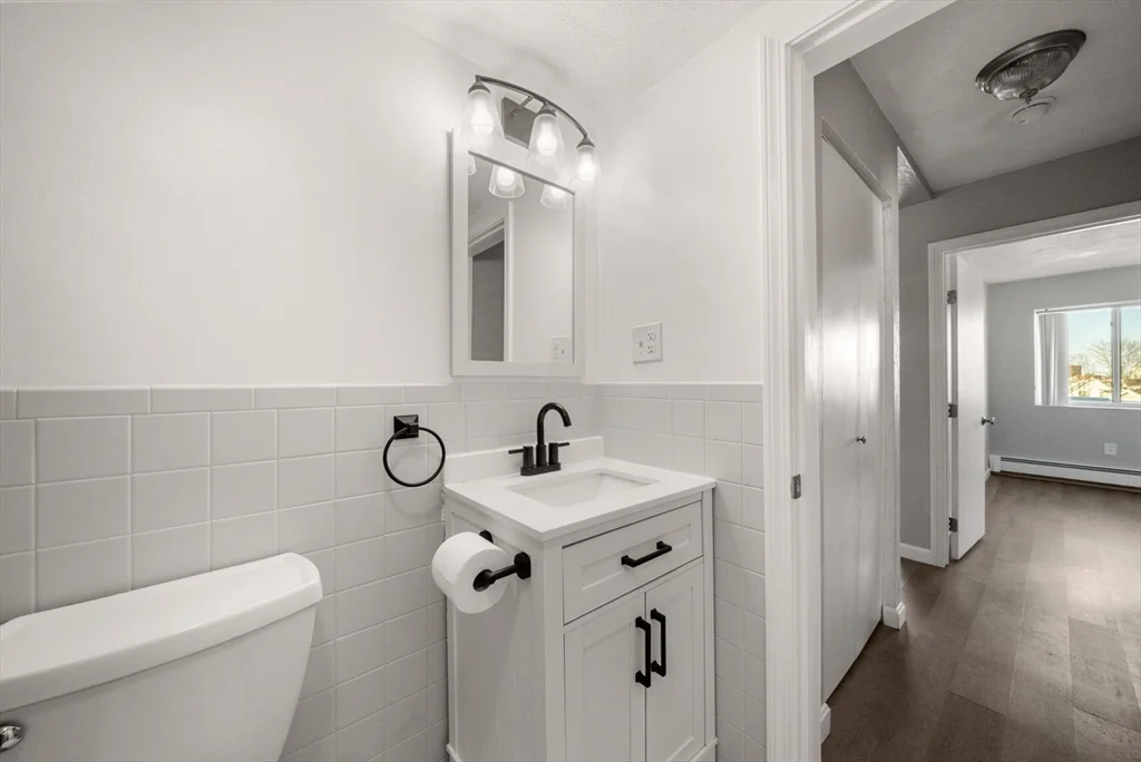 2 bed, 1 bath apartment for rent at 22 Irving St Unit 15, Glendale — photo 18 of 24