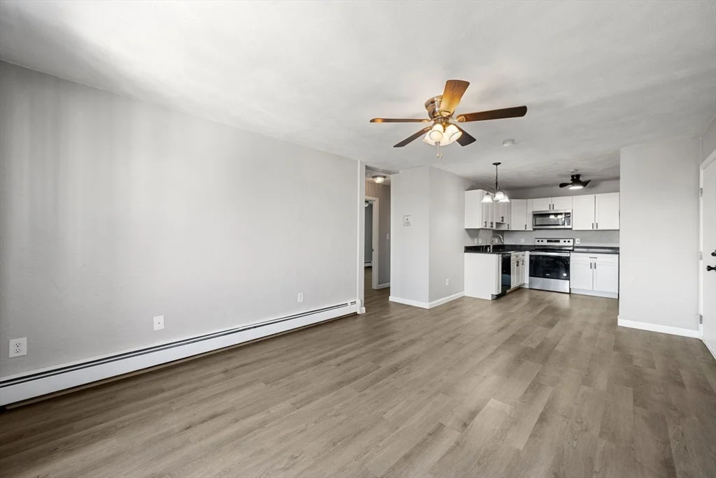 2 bed, 1 bath apartment for rent at 22 Irving St Unit 15, Glendale — photo 8 of 24