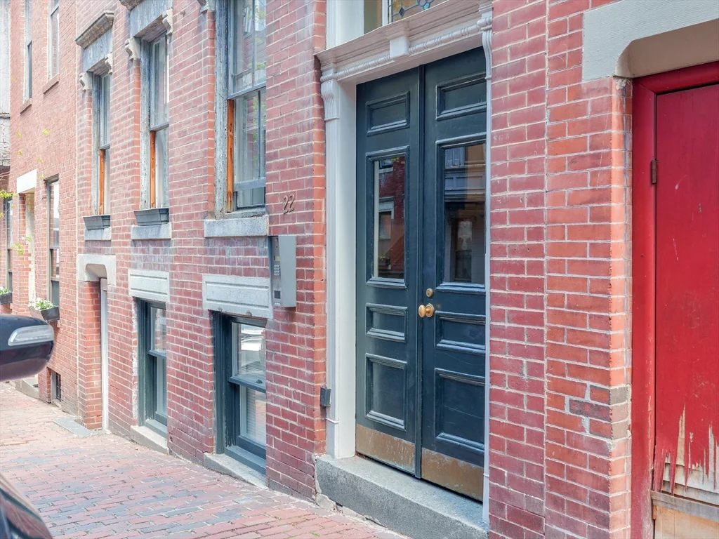 1 bed, 1 bath apartment for rent at 22 Irving St Unit 2, Beacon Hill — photo 9 of 10