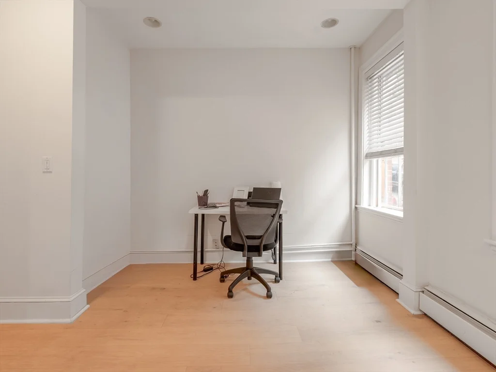 1 bed, 1 bath apartment for rent at 22 Irving St Unit 2, Beacon Hill — photo 5 of 10