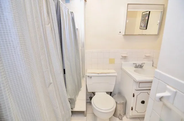 1 bed, 1 bath apartment for rent at 22 Isabella St Unit 1, Back Bay — photo 4 of 7