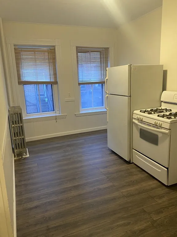 1 bed, 1 bath apartment for rent at 22 Isabella St Unit 1, Back Bay — photo 2 of 7