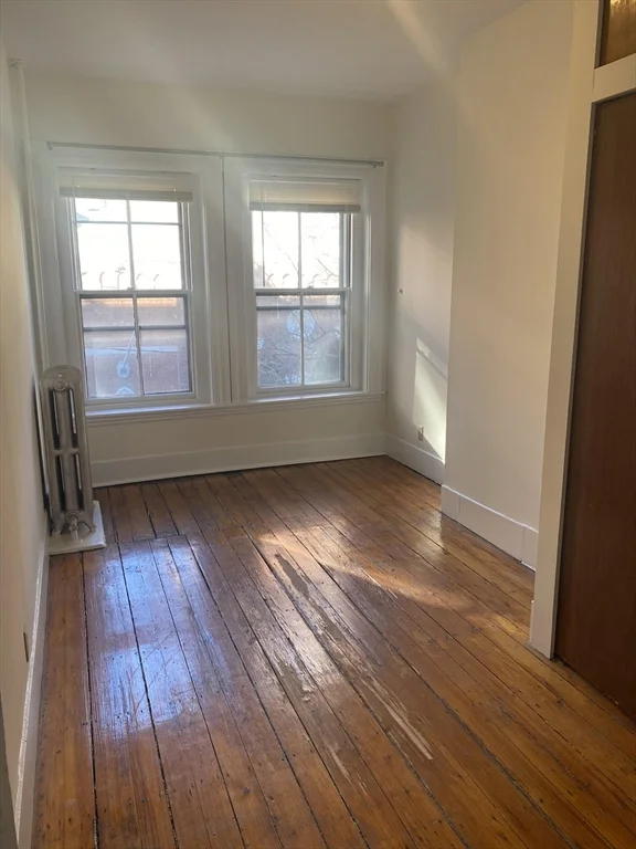 2 bed, 1 bath apartment for rent at 22 Isabella St Unit 3, Back Bay — photo 4 of 8
