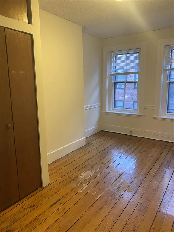 2 bed, 1 bath apartment for rent at 22 Isabella St Unit 3, Back Bay — photo 7 of 8