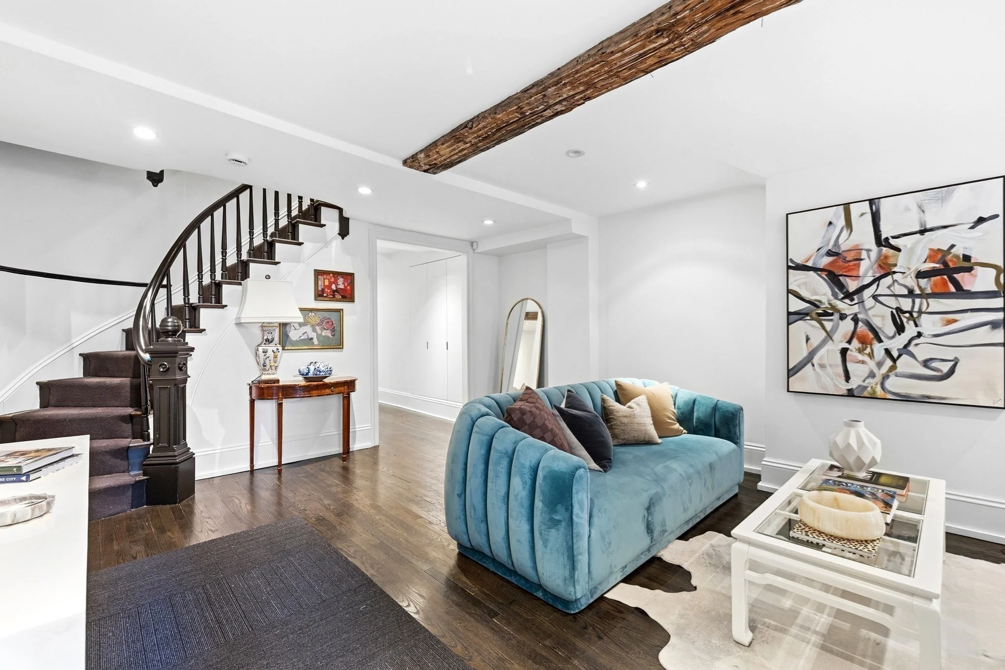 4 bed, 3 bath apartment for rent at 22 Joy St Unit 22, Beacon Hill — photo 11 of 40