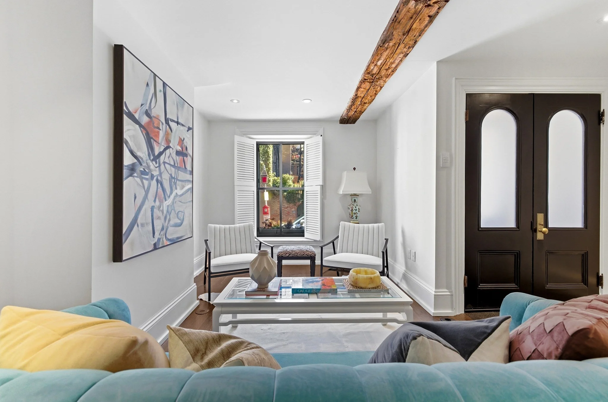 4 bed, 3 bath apartment for rent at 22 Joy St Unit 22, Beacon Hill — photo 2 of 40