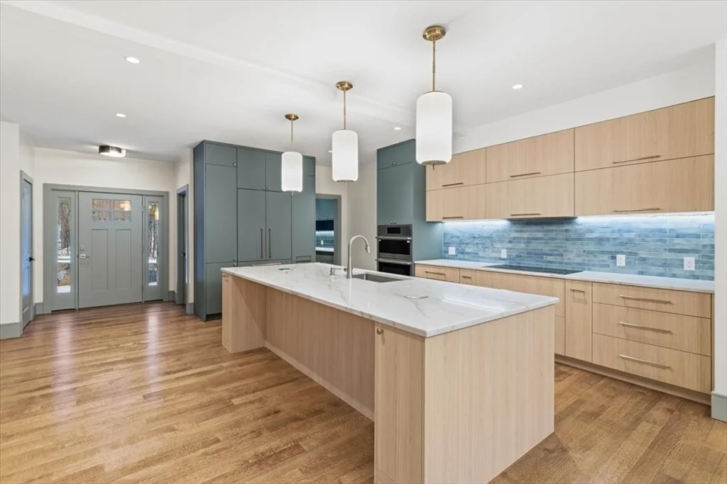 3 bed, 2 bath apartment for rent at 22 Kruger Rd, Hopkinton — photo 10 of 40