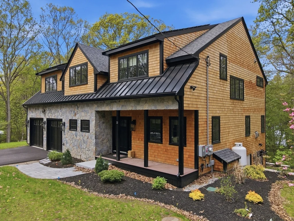 3 bed, 2 bath apartment for rent at 22 Kruger Rd, Hopkinton — photo 1 of 40