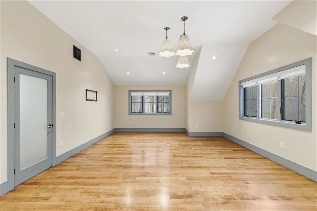 3 bed, 2 bath apartment for rent at 22 Kruger Rd, Hopkinton — photo 33 of 40