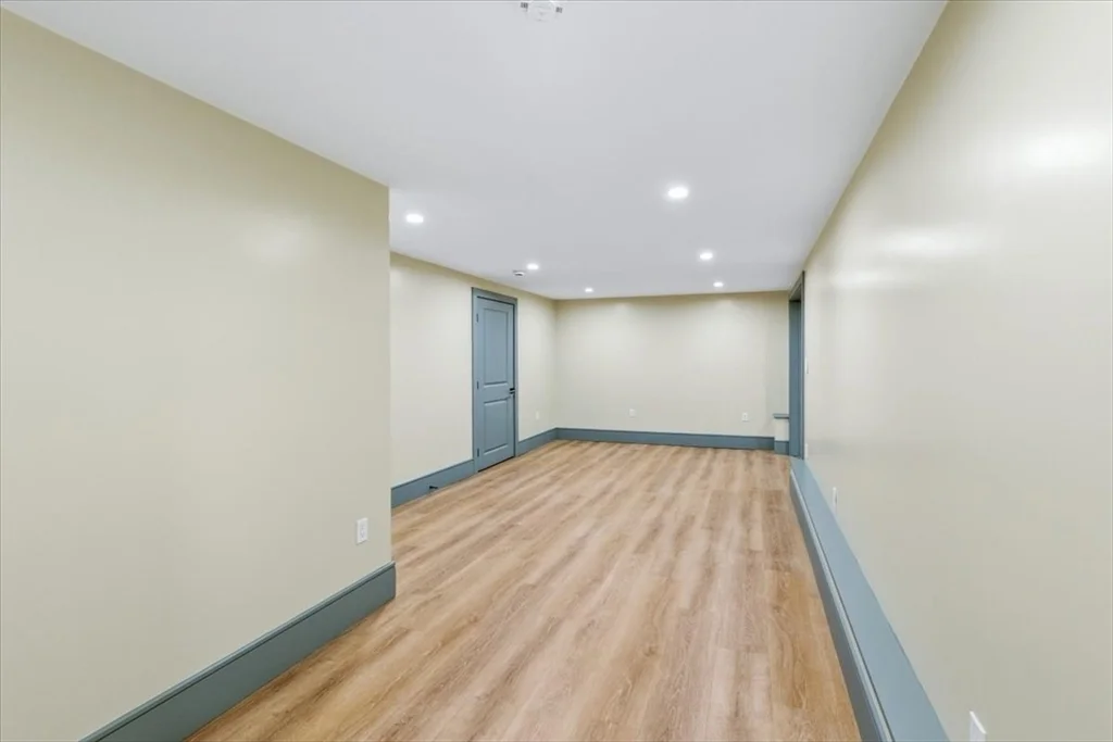3 bed, 2 bath apartment for rent at 22 Kruger Rd, Hopkinton — photo 35 of 40