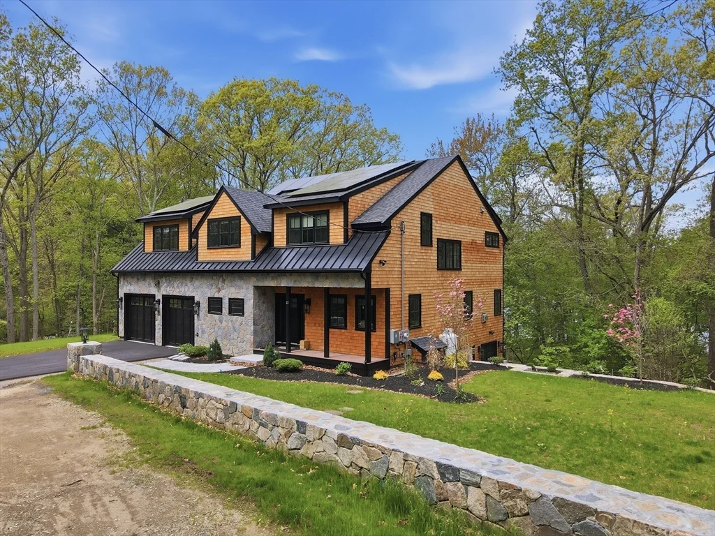 3 bed, 2 bath apartment for rent at 22 Kruger Rd, Hopkinton — photo 3 of 40