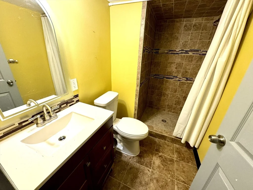 2 bed, 2 bath apartment for rent at 22 Lambert Rd Unit 22, Randolph — photo 18 of 27