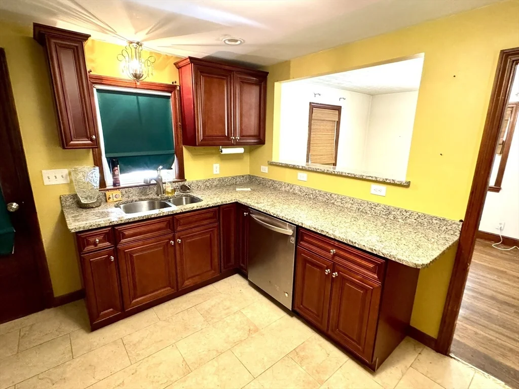 2 bed, 2 bath apartment for rent at 22 Lambert Rd Unit 22, Randolph — photo 6 of 27