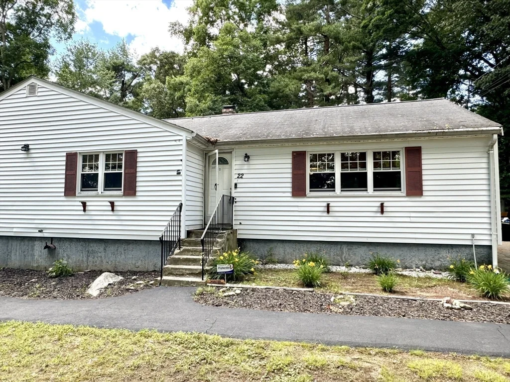 2 bed, 2 bath apartment for rent at 22 Lambert Rd Unit 22, Randolph