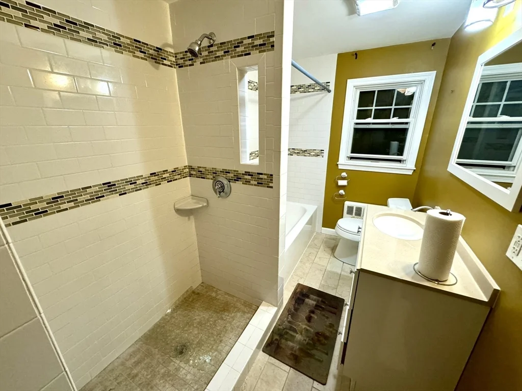 2 bed, 2 bath apartment for rent at 22 Lambert Rd Unit 22, Randolph — photo 12 of 27