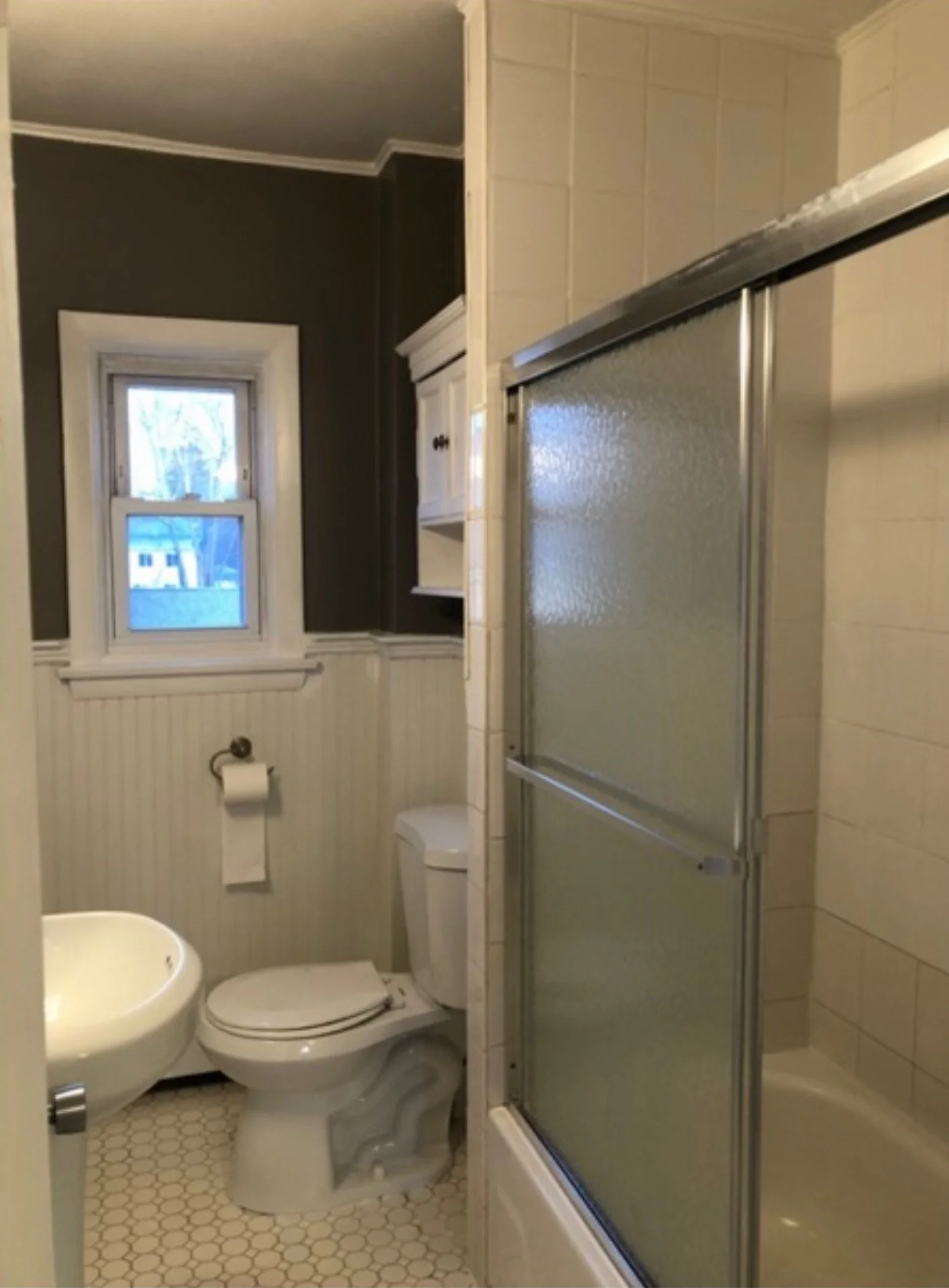 1 bed, 1 bath apartment for rent at 22 Lawrence St Unit 2, Danvers — photo 6 of 8