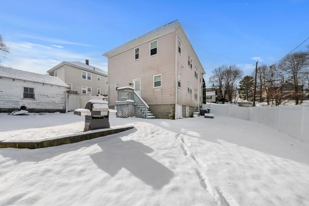 2 bed, 1 bath apartment for rent at 22 Leonard St Unit 22, Woburn — photo 22 of 24