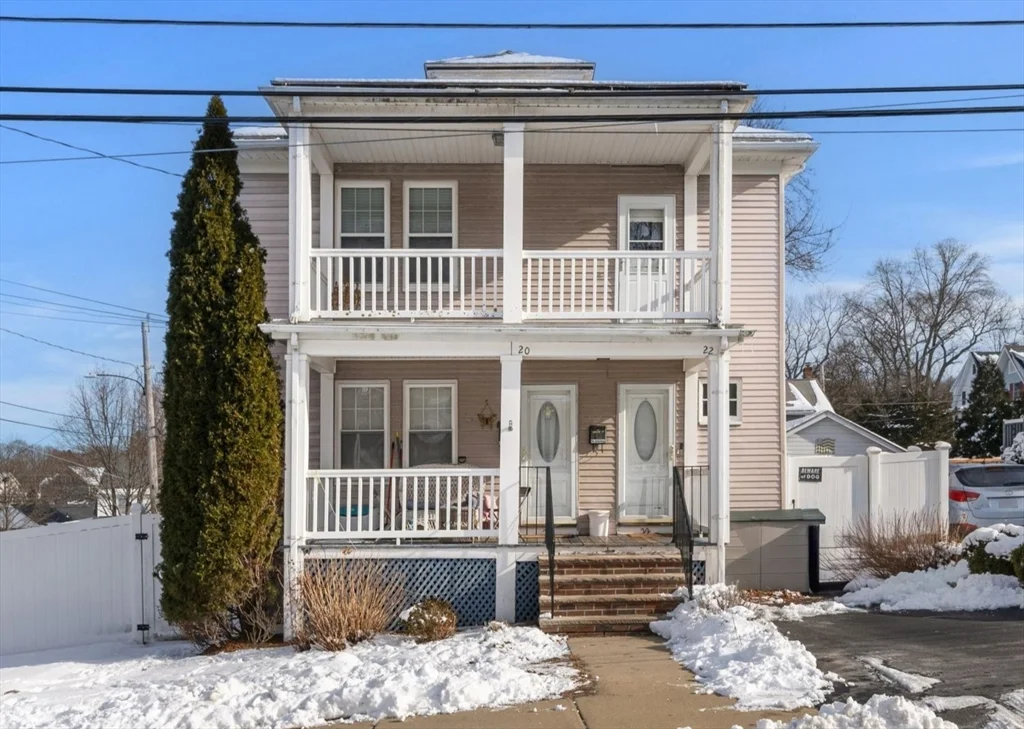 2 bed, 1 bath apartment for rent at 22 Leonard St Unit 22, Woburn — photo 1 of 24