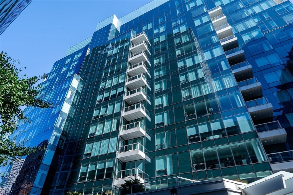 1 bed, 1 bath apartment for rent at 22 Liberty Dr Unit 12I, Seaport District — photo 32 of 38