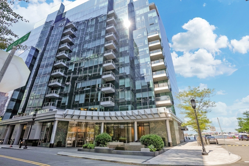 1 bed, 1 bath apartment for rent at 22 Liberty Dr Unit 12I, Seaport District — photo 31 of 38