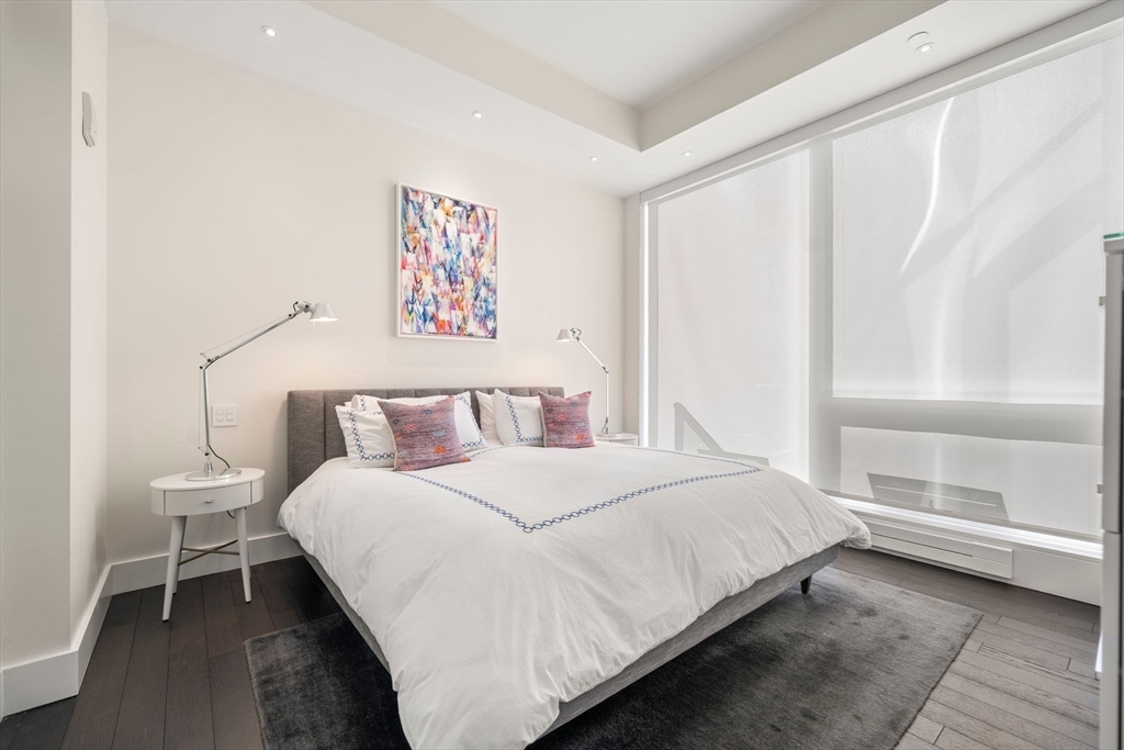 1 bed, 1 bath apartment for rent at 22 Liberty Dr Unit 12I, Seaport District — photo 13 of 38