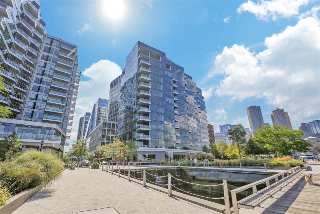 1 bed, 1 bath apartment for rent at 22 Liberty Dr Unit 12I, Seaport District — photo 33 of 38