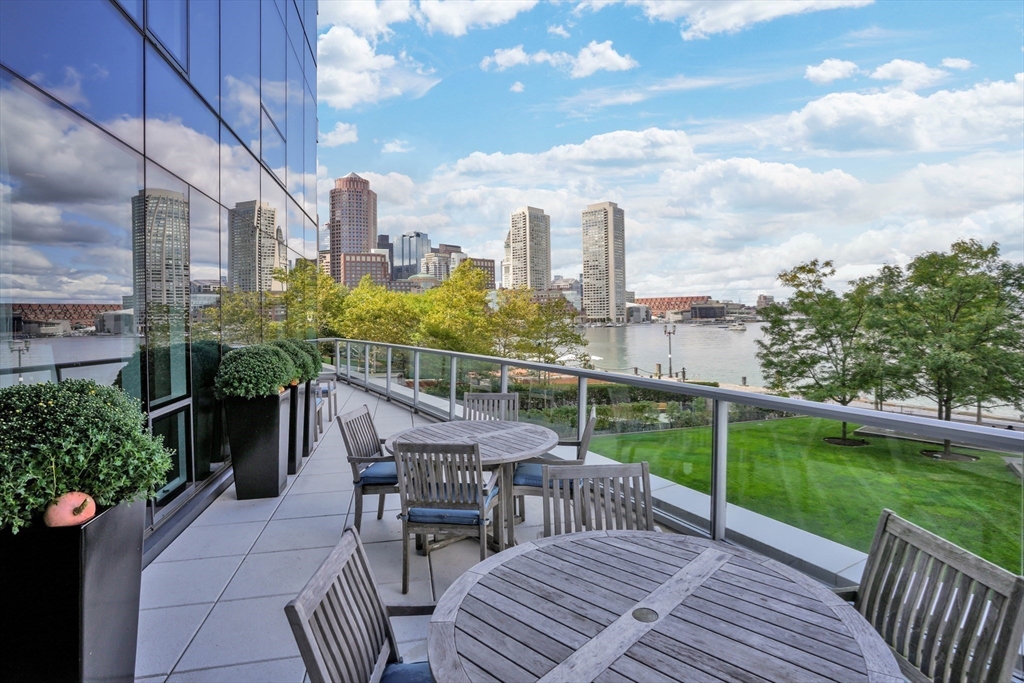 1 bed, 1 bath apartment for rent at 22 Liberty Dr Unit 12I, Seaport District — photo 27 of 38