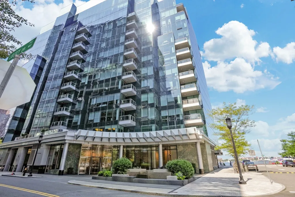 3 bed, 3 bath apartment for rent at 22 Liberty Dr Unit 7M, Seaport District — photo 28 of 31