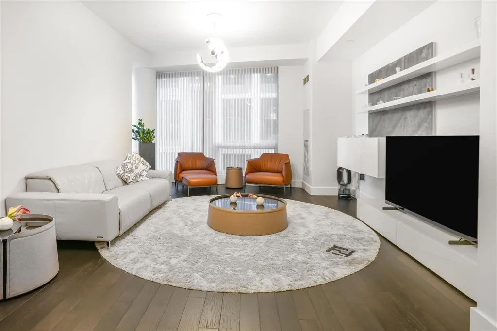 3 bed, 3 bath apartment for rent at 22 Liberty Dr Unit 7M, Seaport District — photo 22 of 31