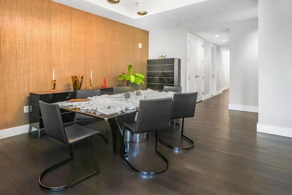 3 bed, 3 bath apartment for rent at 22 Liberty Dr Unit 7M, Seaport District — photo 8 of 31