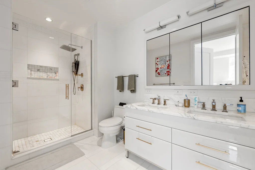 2 bed, 2 bath apartment for rent at 22 Liberty Dr Unit 9G, South Boston — photo 12 of 29
