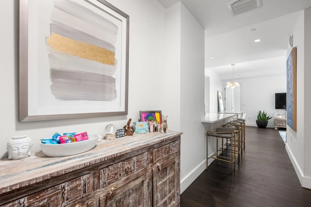 2 bed, 2 bath apartment for rent at 22 Liberty Dr Unit 9G, South Boston — photo 3 of 29