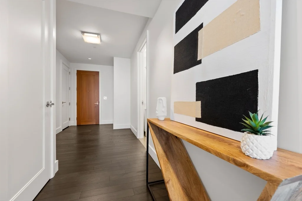2 bed, 2 bath apartment for rent at 22 Liberty Unit 4D, Seaport District — photo 16 of 39